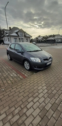 Toyota Auris cena 20000 przebieg: 190000, rok produkcji 2009 z Sędziszów małe 11